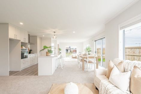Photo of property in 100 Puhirake Crescent, Pyes Pa, Tauranga, 3112