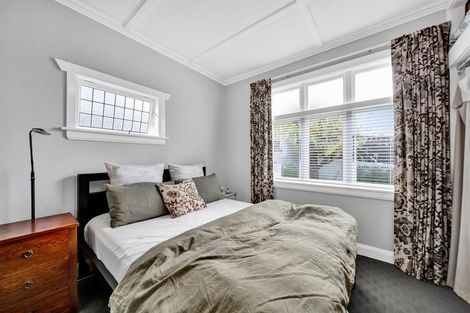 Photo of property in 1 Barrett Street, Westown, New Plymouth, 4310