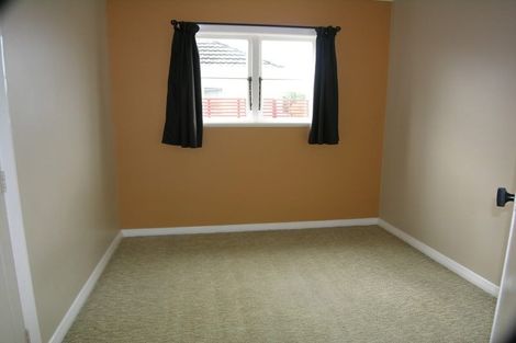 Photo of property in 2/112 Elizabeth Street, Riccarton, Christchurch, 8041