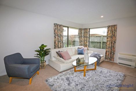 Photo of property in 2/44 Division Street, Riccarton, Christchurch, 8041