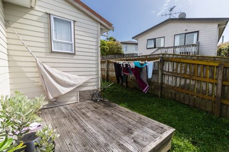 Photo of property in 12 Hiwi Crescent, Titahi Bay, Porirua, 5022