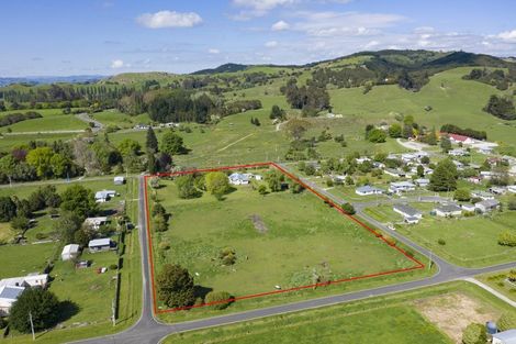 Photo of property in 1 Hetata Street, Whatatutu, Te Karaka, 4094