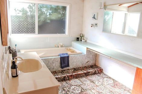 Photo of property in 65 Glenmore Avenue, Casebrook, Christchurch, 8051