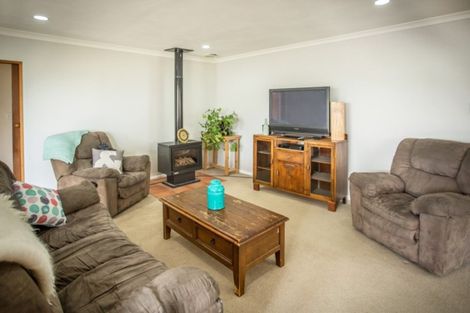 Photo of property in 30 Ruapehu Street, Paraparaumu, 5032
