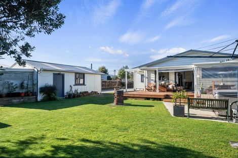 Photo of property in 47 George Street, Levin, 5510