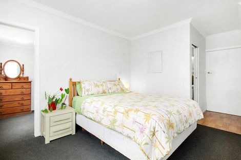 Photo of property in 33 Chester Road, Tawa, Wellington, 5028