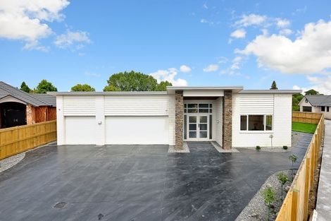 Photo of property in 15 Porima Way, Chedworth, Hamilton, 3210