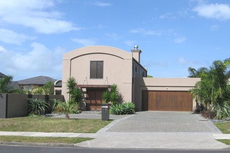 Photo of property in 13 Seacrest Drive, West Harbour, Auckland, 0618