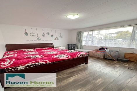 Photo of property in 1/16 Merton Avenue, Glenfield, Auckland, 0627