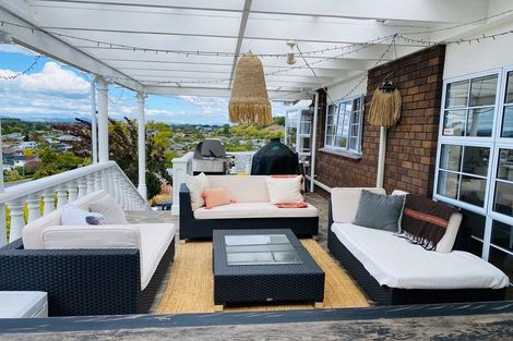 Photo of property in 12 Ewan Place, Taradale, Napier, 4112