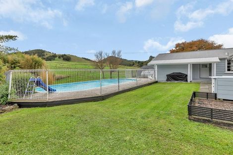 Photo of property in Taipuha Sett Road, Taipuha, Paparoa, 0571