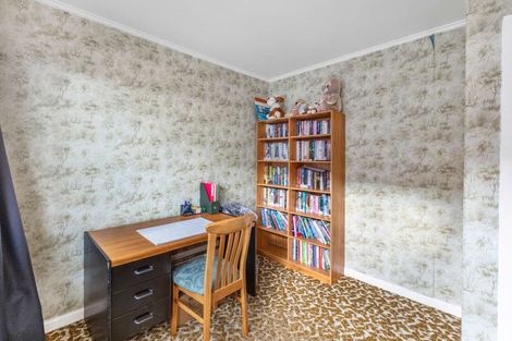 Photo of property in 19 Railway Esplanade, East Gore, Gore, 9710