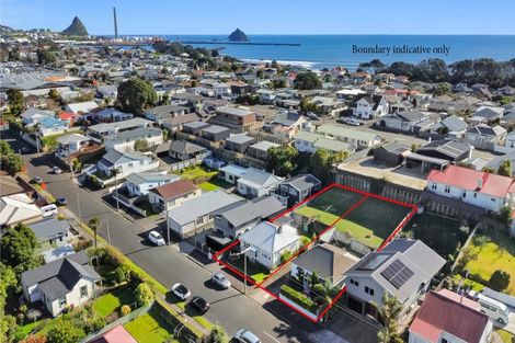 Photo of property in 94 Young Street, New Plymouth, 4310