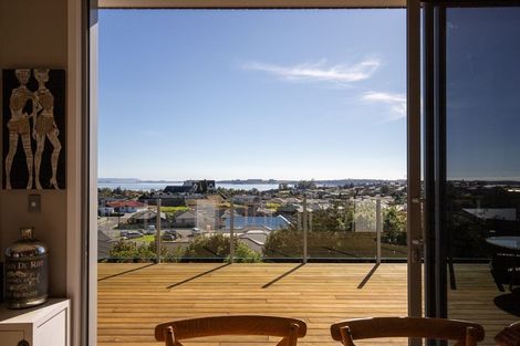 Photo of property in 46 Holyoake Terrace, Omokoroa, 3114