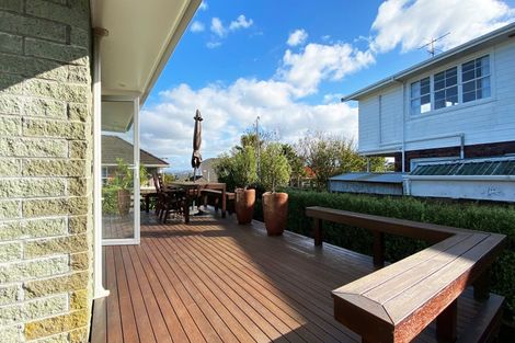 Photo of property in 2/37 Northumberland Avenue, Belmont, Auckland, 0622