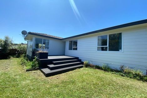Photo of property in 225 Waitemata Drive, Ranui, Auckland, 0612