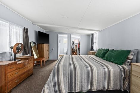 Photo of property in 18 Norwich Crescent, Tamatea, Napier, 4112