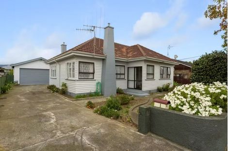 Photo of property in 122 Winchester Street, Levin, 5510