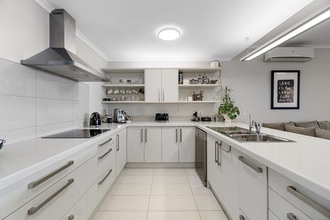 Photo of property in 4 Ruske Place, Grandview Heights, Hamilton, 3200