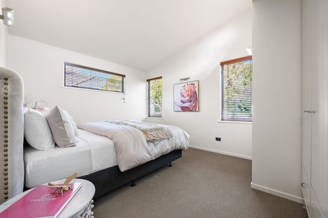 Photo of property in 361 Te Moana Road, Waikanae, 5036