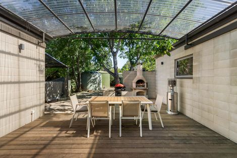 Photo of property in 293 Riverbank Road, Wanaka, 9382