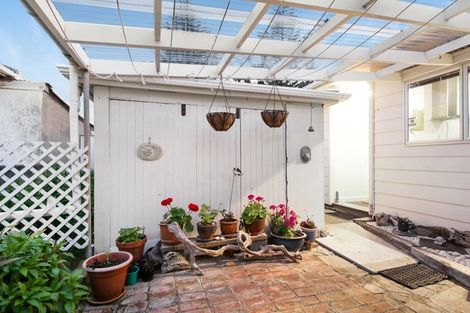 Photo of property in 27 Koputara Road, Himatangi Beach, Foxton, 4891