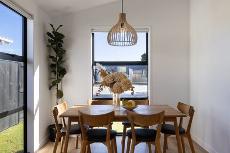 Photo of property in 17 Maara Close, Papamoa Beach, Papamoa, 3118