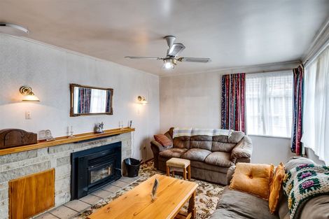 Photo of property in 12 Shackleton Street, Maraenui, Napier, 4110