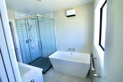 Photo of property in 443 Marine Parade, South New Brighton, Christchurch, 8062