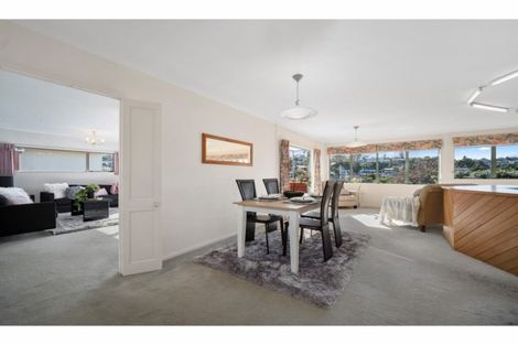 Photo of property in 42 Stapleford Crescent, Browns Bay, Auckland, 0630