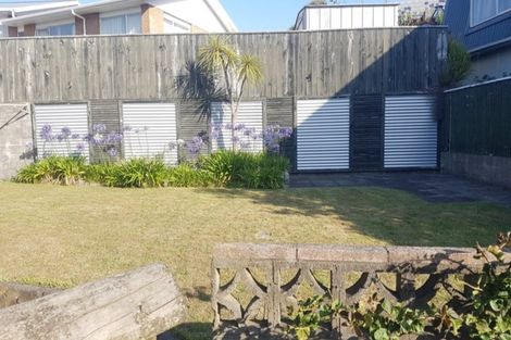 Photo of property in 32 Crownhill Street, Spotswood, New Plymouth, 4310