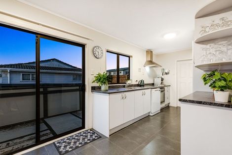 Photo of property in 8 Outram Grove, Kelson, Lower Hutt, 5010