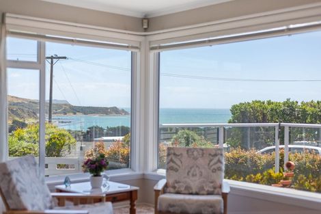 Photo of property in 16 Mana View Road, Paremata, Porirua, 5026