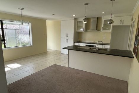 Photo of property in 132 Avonhead Road, Avonhead, Christchurch, 8042