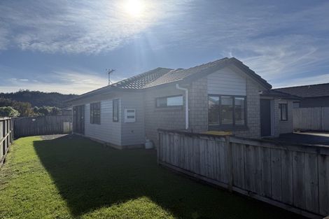 Photo of property in 4 Pohue Avenue, Huapai, Kumeu, 0810