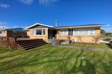 Photo of property in 19 Kenmore Place, Tokoroa, 3420