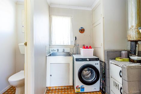 Photo of property in 76 Shearman Street, Waimate, 7924