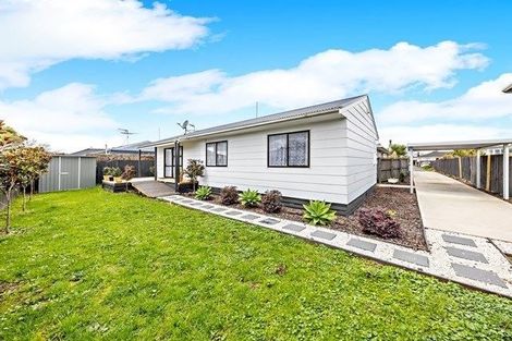 Photo of property in 2/174 Old Wairoa Road, Papakura, 2110