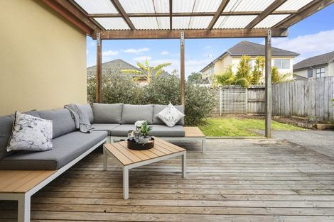 Photo of property in 14 Albizia Avenue, Henderson, Auckland, 0612