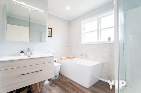 Photo of property in 27 Monowai Road, Johnsonville, Wellington, 6037