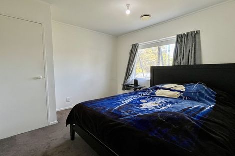 Photo of property in 1/95 Hobsonville Road, West Harbour, Auckland, 0618