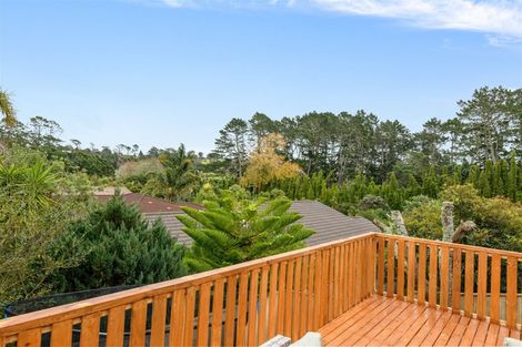 Photo of property in 16 Brookwood Drive, Henderson, Auckland, 0612