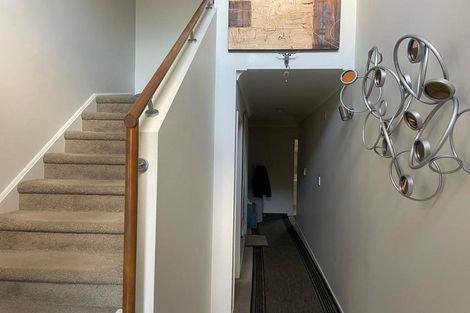 Photo of property in 27e New Windsor Road, Avondale, Auckland, 0600