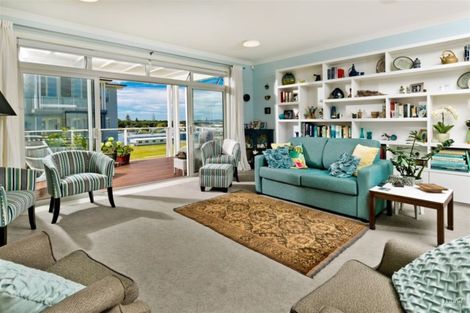 Photo of property in 46 Landmark Terrace, Orewa, 0931