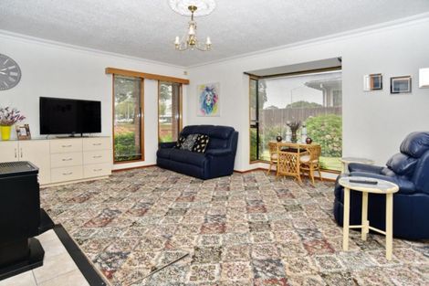 Photo of property in 1/254 Harewood Road, Bishopdale, Christchurch, 8053