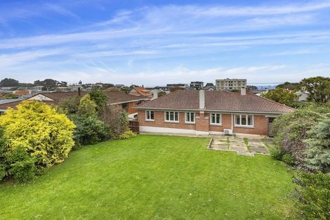 Photo of property in 37 Albert Street, Saint Clair, Dunedin, 9012