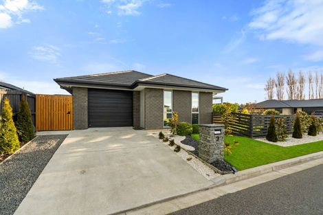 Photo of property in 2 Arabella Crescent, Yaldhurst, Christchurch, 8042