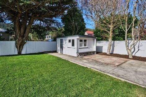 Photo of property in 7 Fairfield Avenue, Fairfield, Lower Hutt, 5011