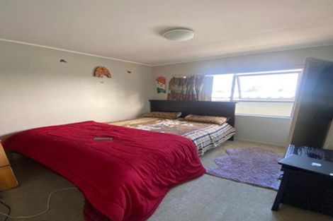 Photo of property in 77a Rosier Road, Glen Eden, Auckland, 0602