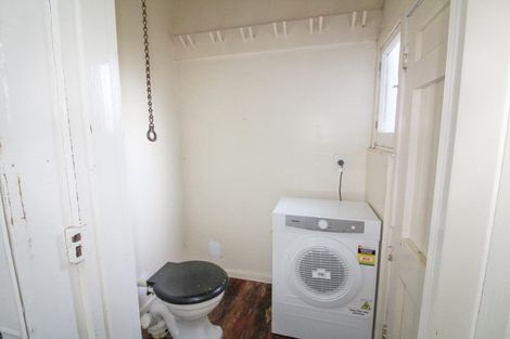 Photo of property in 44 Park Street, North Dunedin, Dunedin, 9016